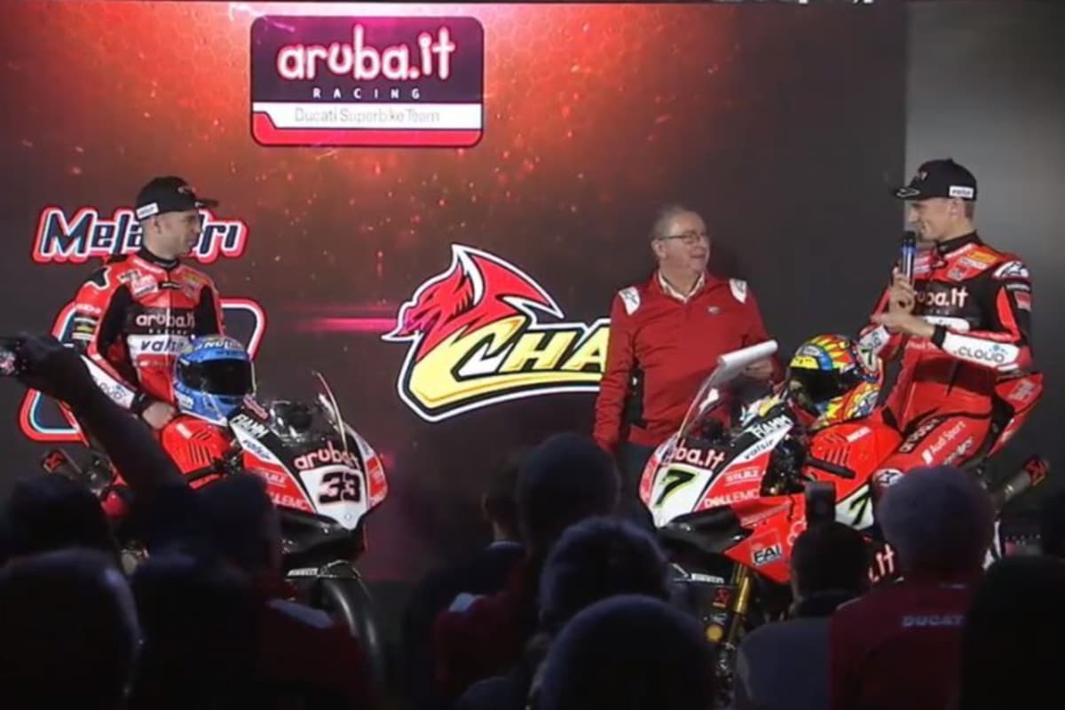 Die beiden Fahrer Marco Melandri und Chaz Davies (v.l.)