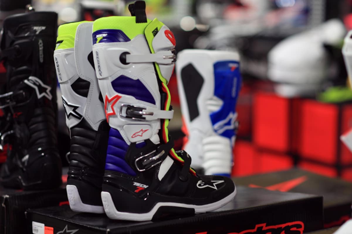 Falls es mit Wintersport nichts wird: Hier gibt es schon mal die passenden Cross-Boots