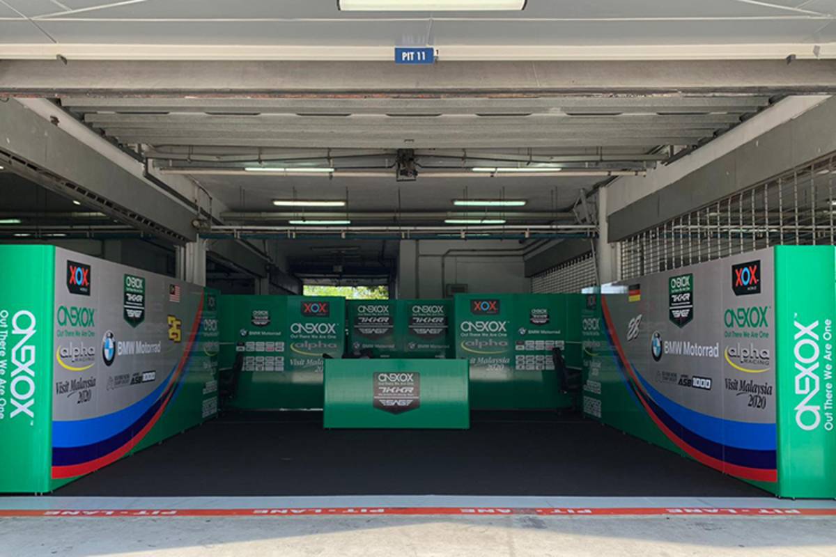 Tadelloser Auftritt: Das Team Onexox TKKR SAG BMW