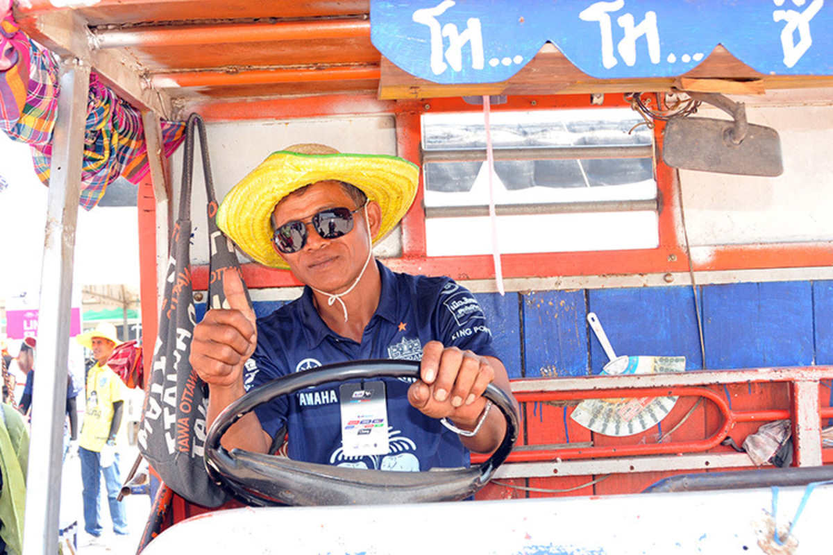 Nebenjob für die Reisbauern – als Taxifahrer