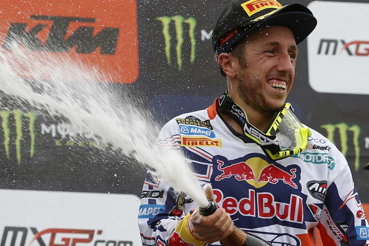 Antonio Cairoli in Feierlaune
