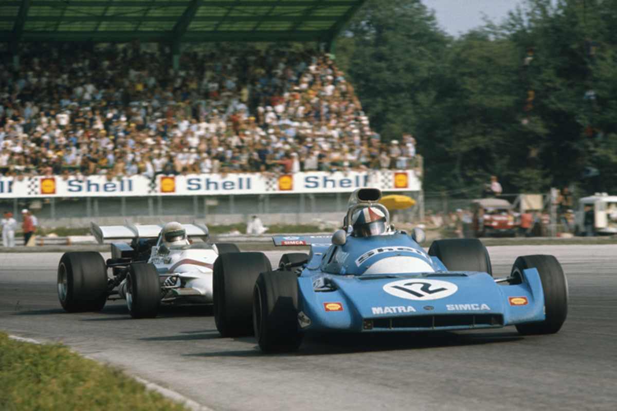 Chris Amon 1971 in Monza, hier noch mit Visier