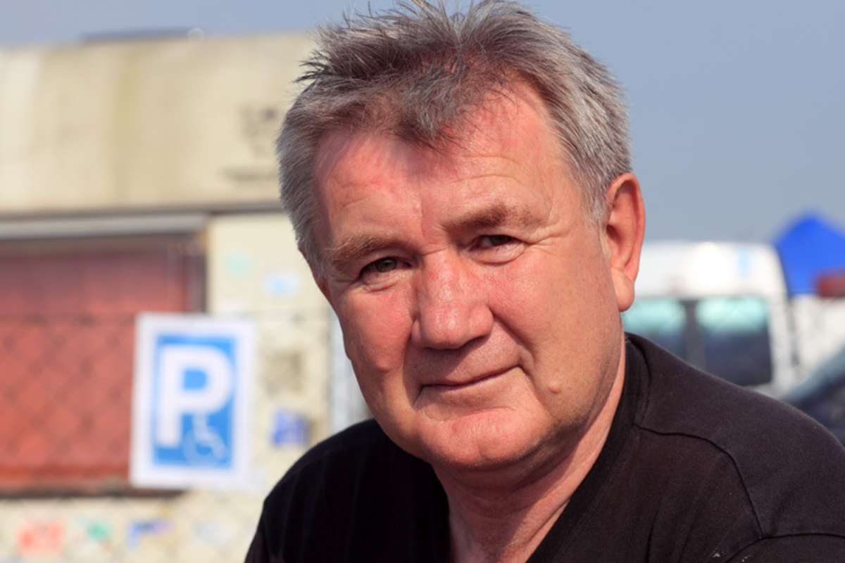 Er startete schon vor mehr als 30 Jahren im Talkessel: Der fühere WM-Pilot und Mannschaftsweltmeister von 1975, Jiří Churavý, kam als Gast nach Teutschenthal