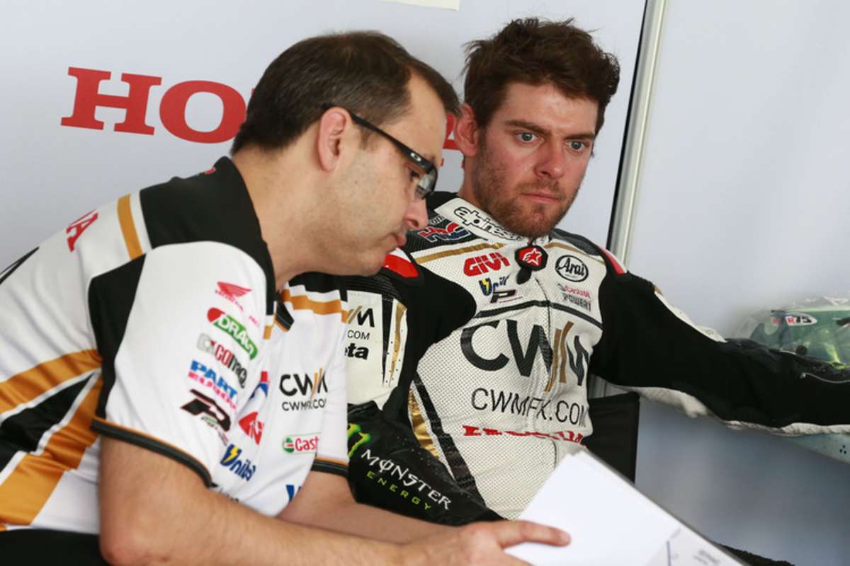 Crew-Chief Christophe «Beefy» Bourguignon und Cal Crutchlow