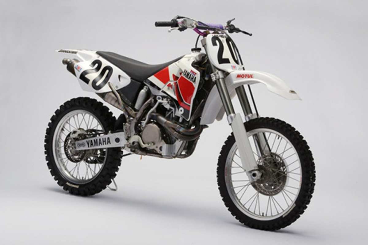 Die Yamaha YZ400F war das erste Viertakt-Sieger-Bike in der Supercross WM, mit der Doug Henry 1997 das Saisonfinale in Las Vegas gewann 