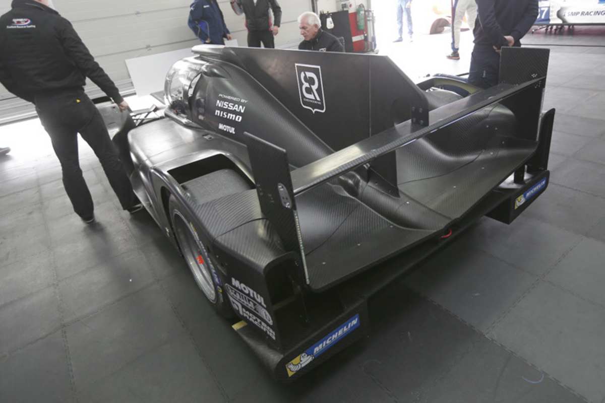 Designt wurde der LMP2 von dem ehemaligen Peugeot-908-Designer Paolo Catone