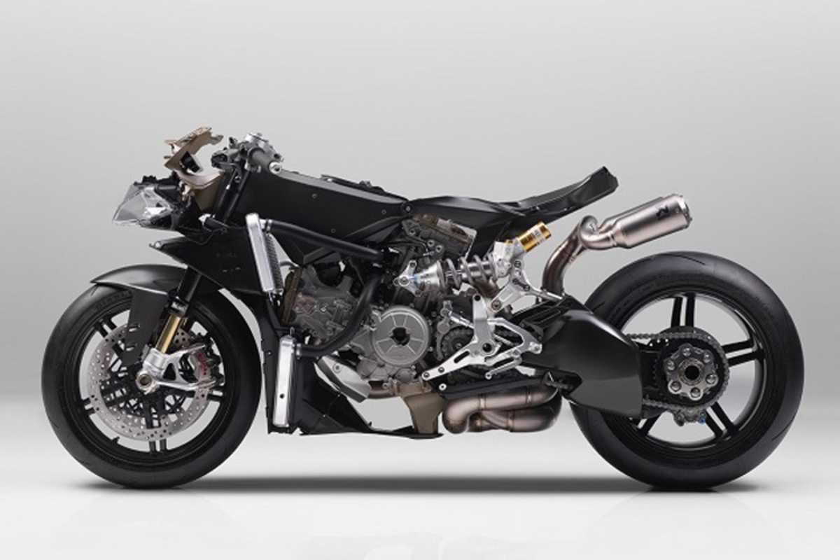 Ohne Verkleidung zeigt sich die ultrakompakte Bauweise der Superleggera