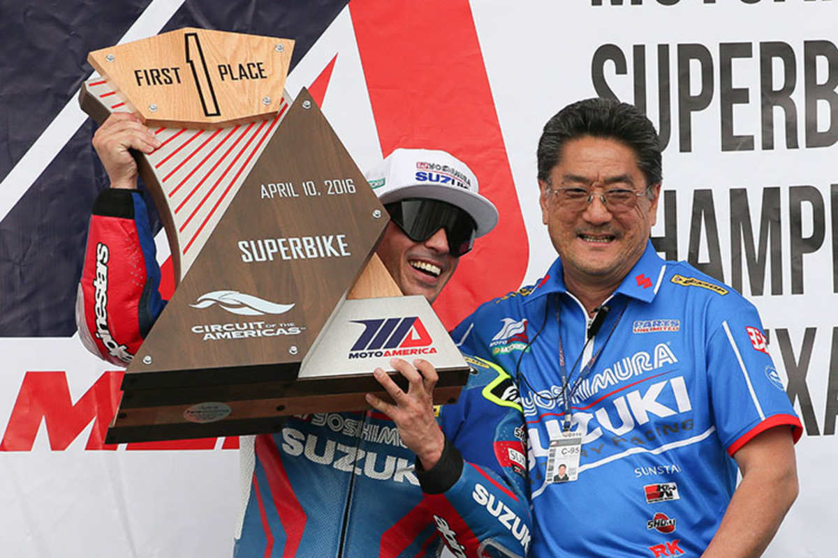 2016 stand Toni Elias in Texas mit Don Sakakura auf dem Podest