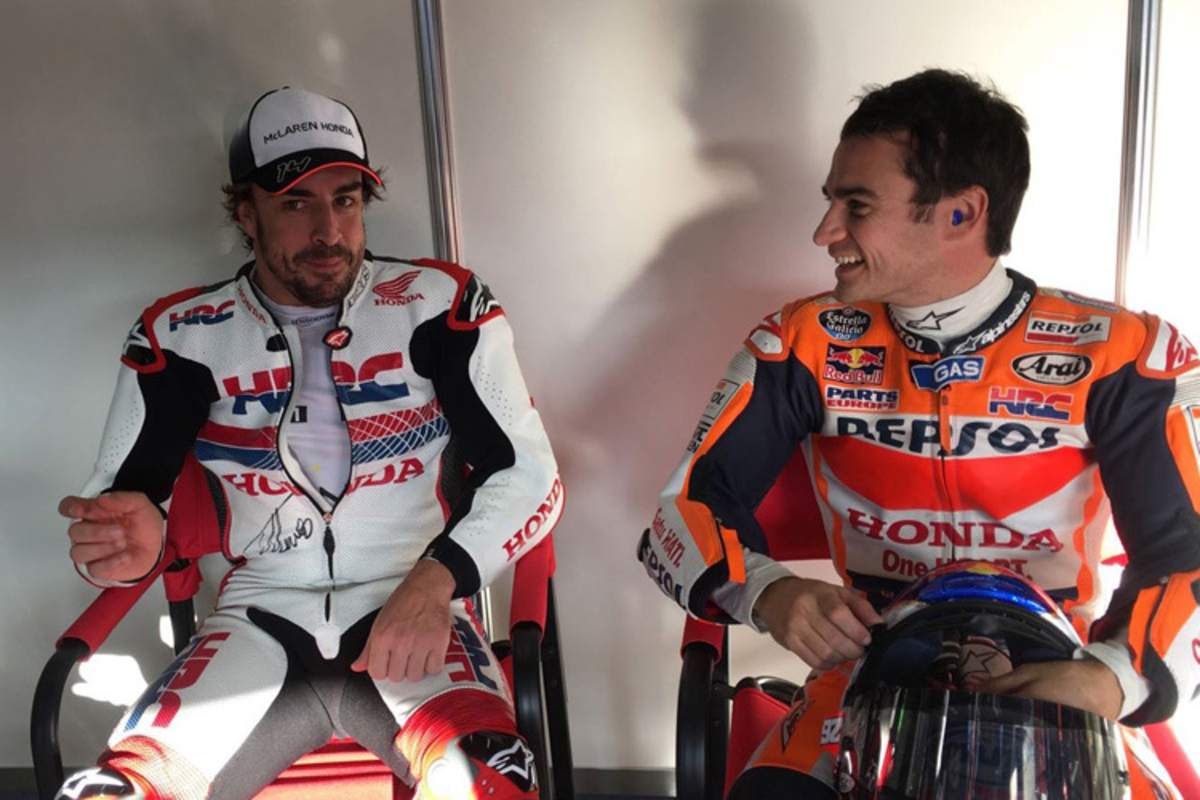 Fernando Alonso holt sich ein paar Tipps bei Dani Pedrosa