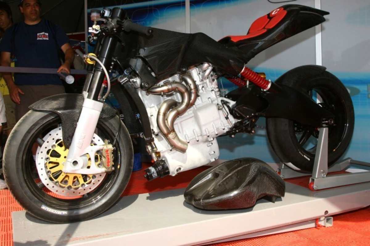 Der 990-ccm-Motoczycs-Motor war ein ordentlicher Brocken  