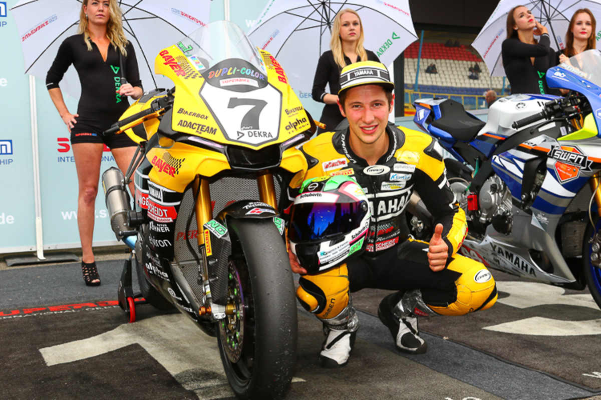 Mit der R1 zum Doppelsieg