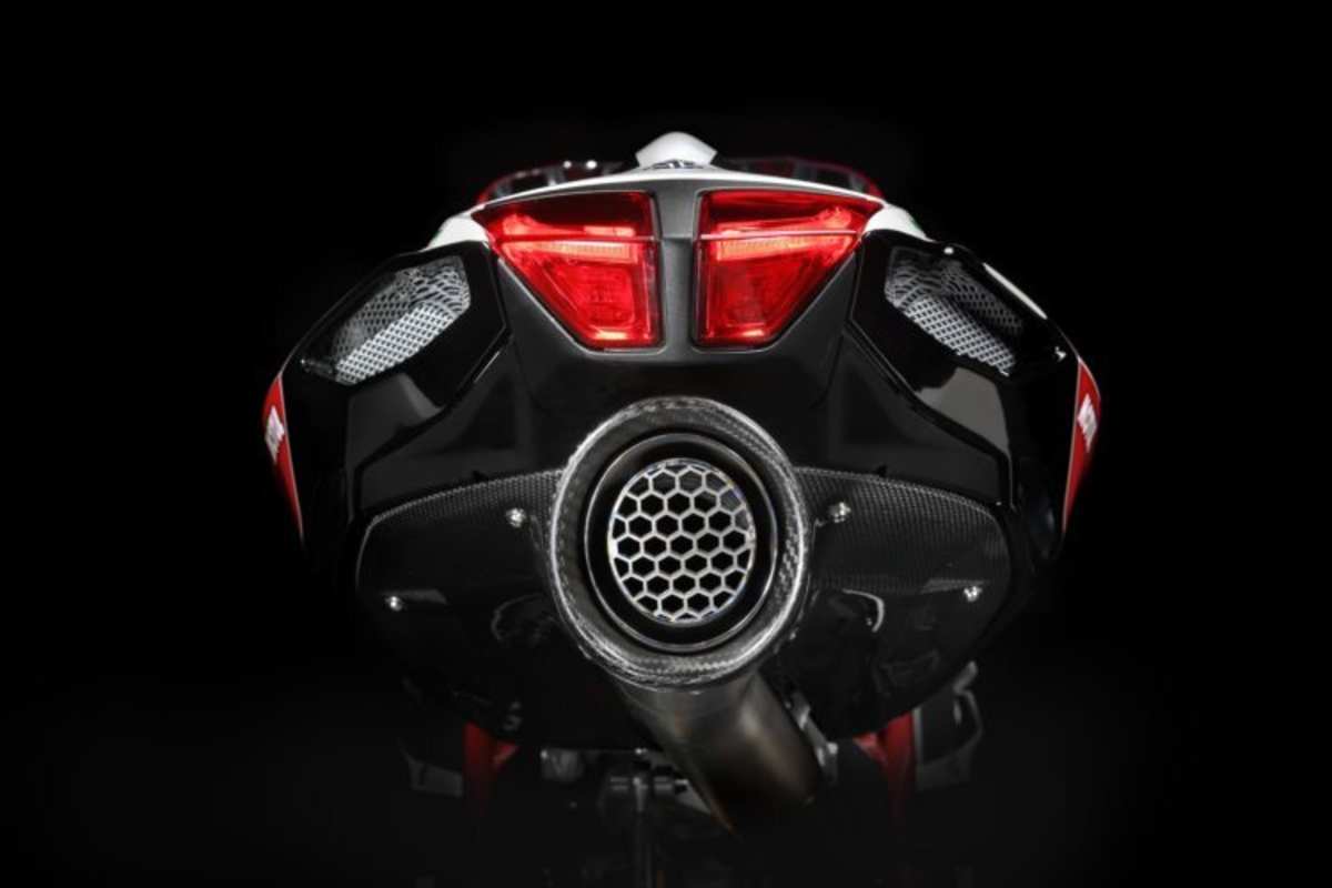 Endschalldämpfer in Titan