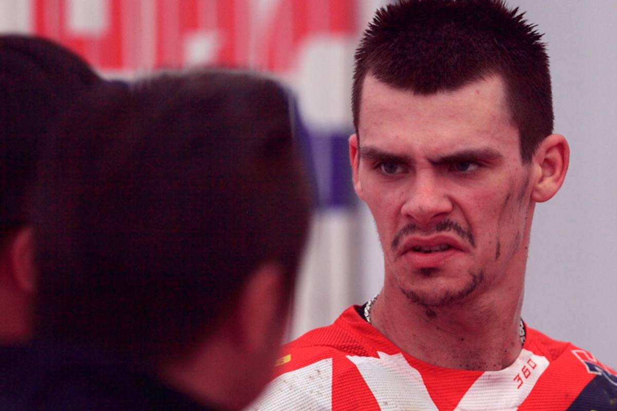 Bitte etwas mehr Respekt! Tim Gajser tauchte im Talkessel mit Bart auf