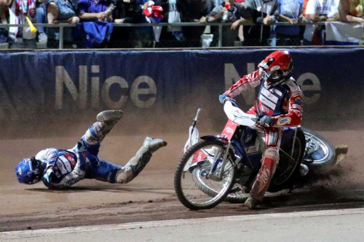 Crash im Finale, Nicki Pedersen am Boden