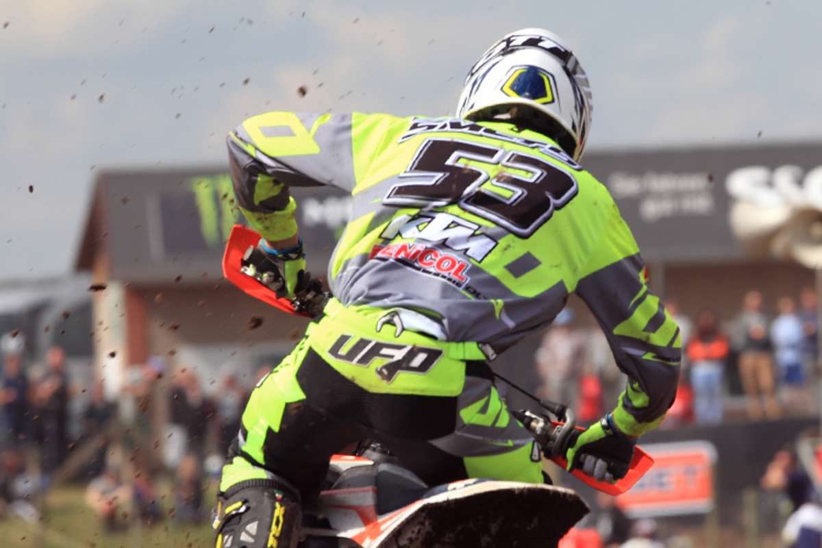 Smets ist mit der Startnummer 53 unterwegs