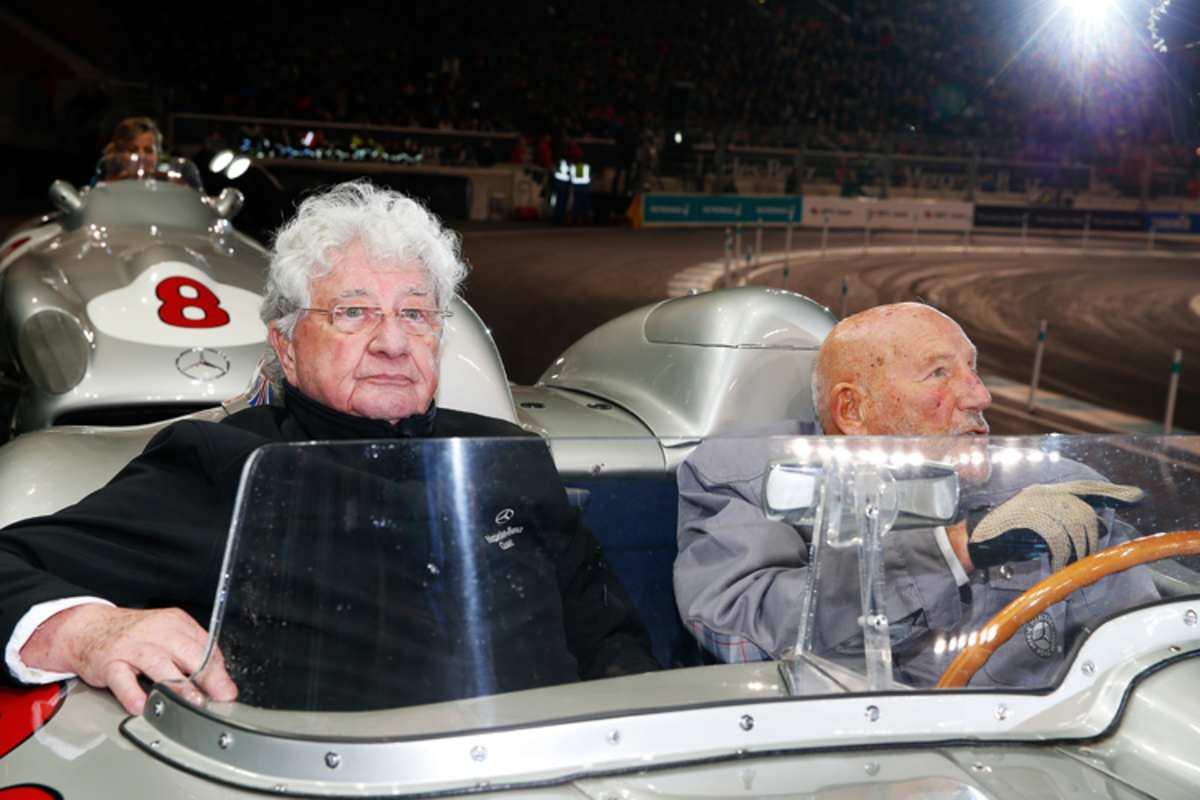 Ein ganz besonderes Silberpfeil-Feeling kam beim Showlauf mit Sir Stirling Moss, Hans Herrmann und Susie Wolff auf