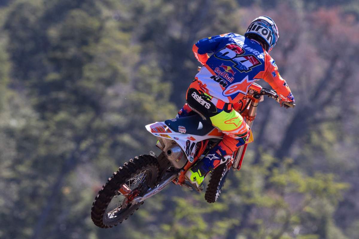 Jeffrey Herlings setzte sich zum Saisonauftakt in Argentinien gegen Antonio Cairoli durch
