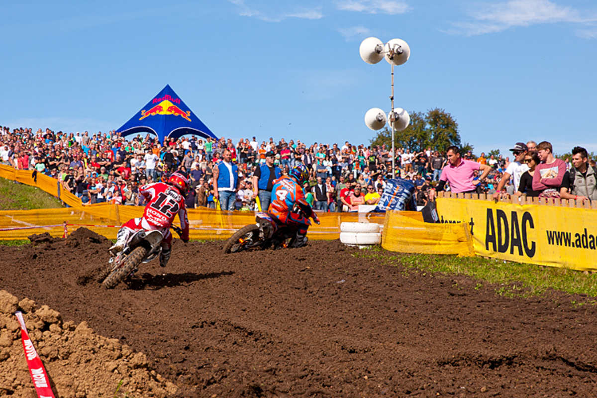 Hochklassiges Duell: Max Nagl auf der Jagd nach Sébastien Pourcel