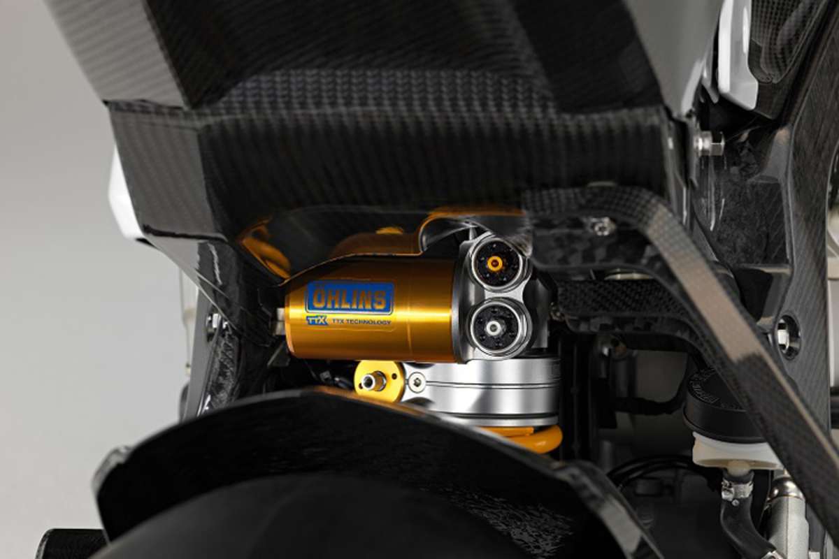 TTX-Federbein von Öhlins und Karbon auch da, wo man nicht auf den ersten Blick hinschaut