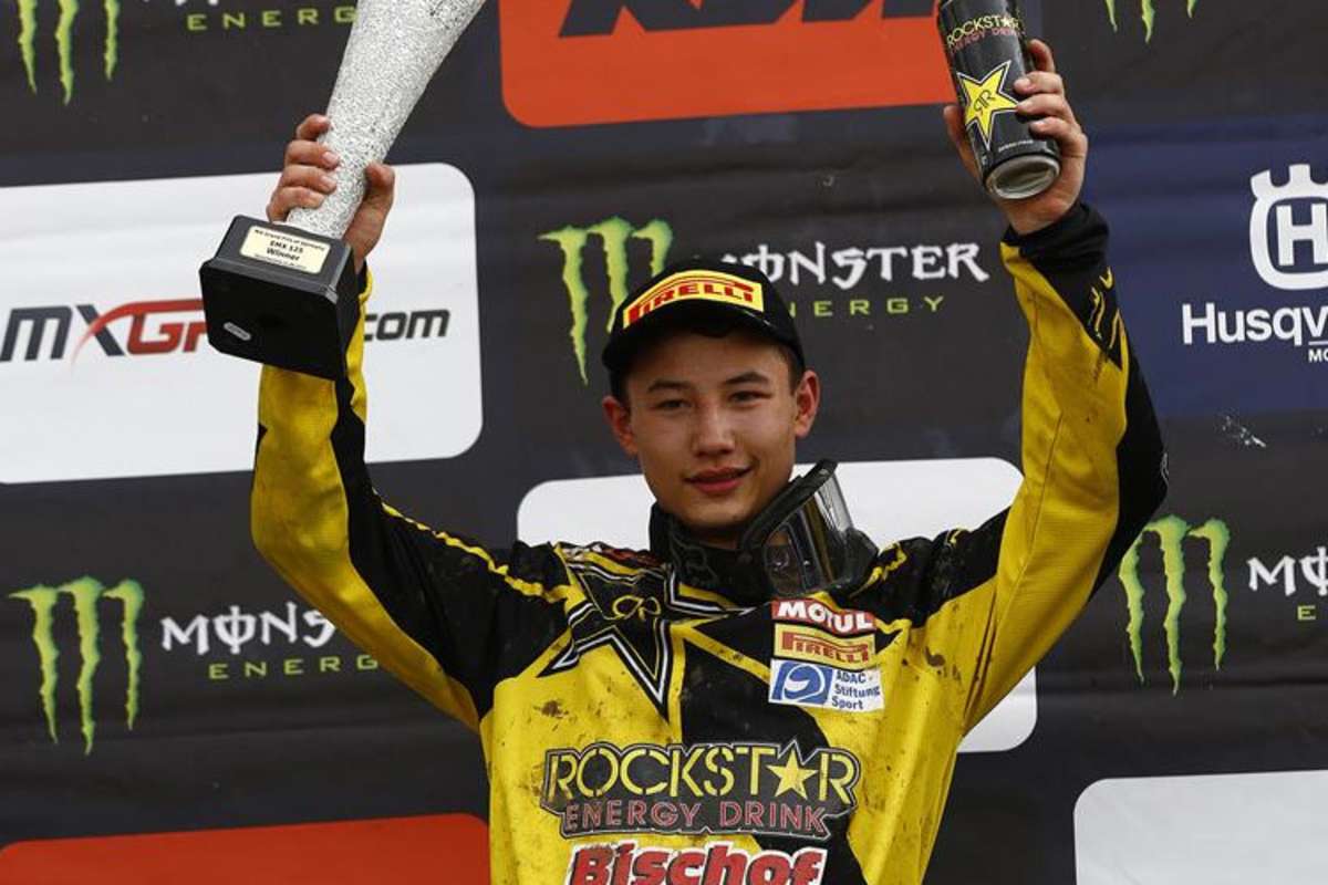 Der strahlende Brian Hsu auf dem Siegerpodest