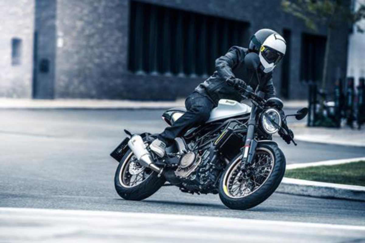 Schon in Aktion: Husqvarna Vitpilen 401