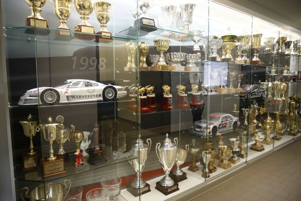 Der Trophäenschrank ist voll