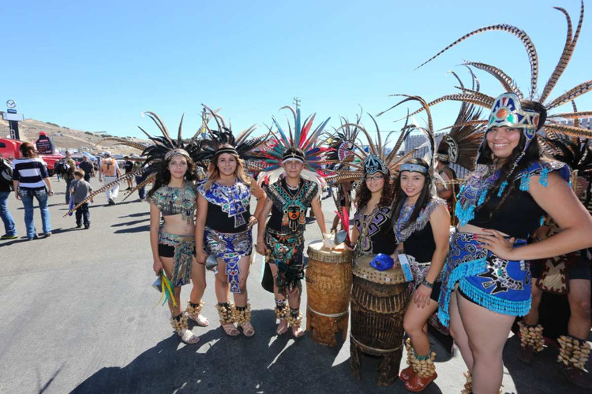 Folklore auf der Rennstrecke