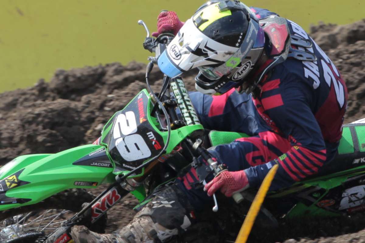 Voller Körpereinsatz bei Henry Jacobi