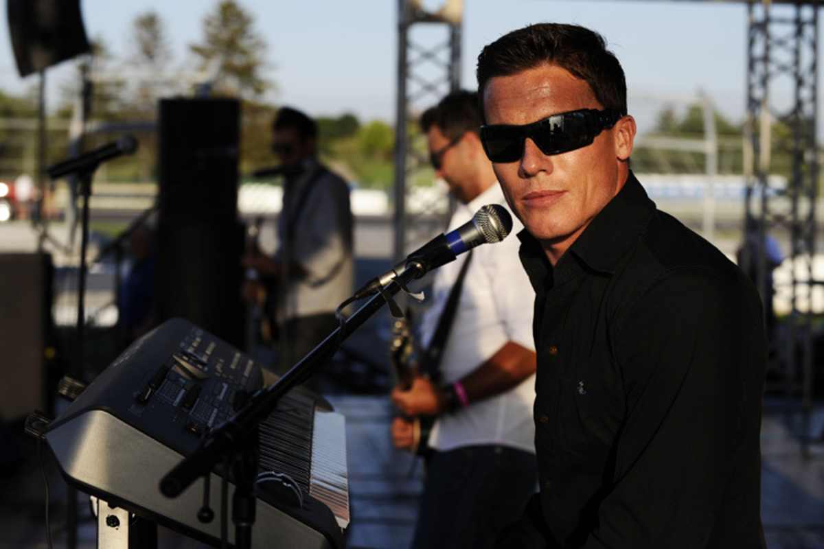 Als Musiker hat James Toseland eine zweite Karriere in Angriff genommen