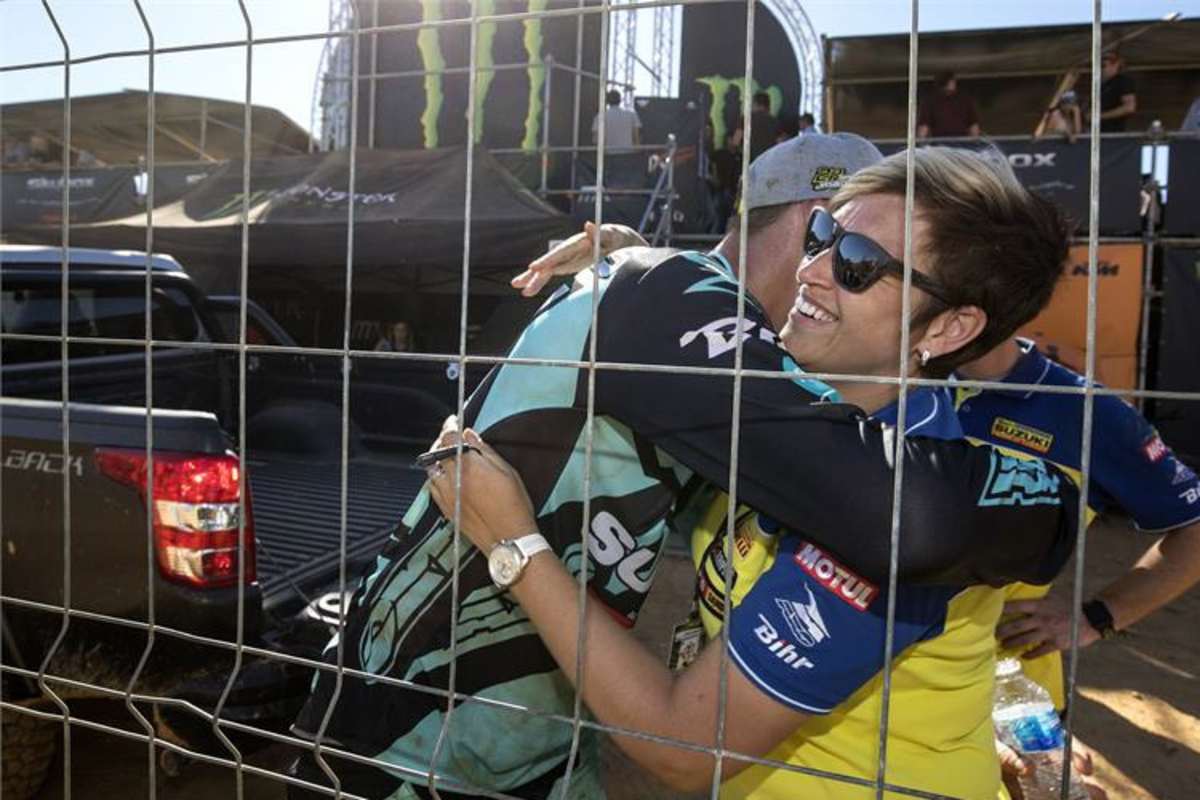 Glückwünsche gab es von allen Seiten, hier von Stefan Everts Partnerin Kelly