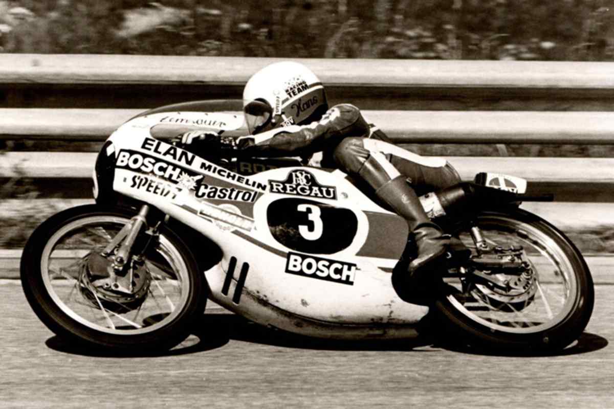 Johann Zemsauer auf seiner Eigenbau-Maschine mit 125ccm-Rotax-Motor 1973