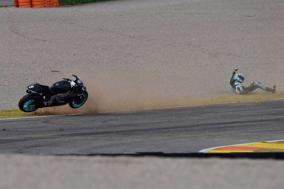 Dem Briten klappte das Vorderrad seine Kalex ein