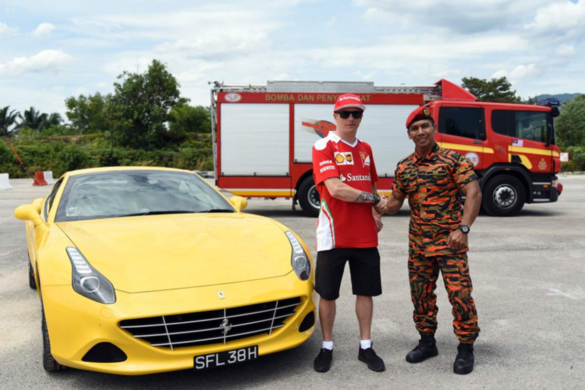 Kimi Räikkönen und Mohd Uzair bin Abdullah 