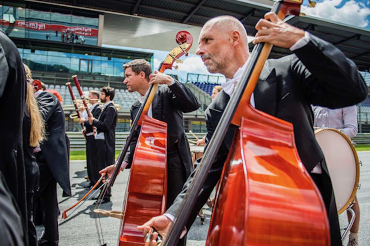 Eine besondere Ehre: Vor tausenden vor Formel-1-Fans dürfen die Grazer Philharmoniker zeigen, was sie können