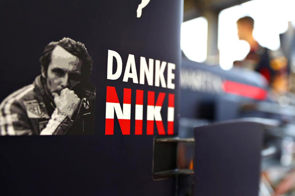 Das steht auf den Rennwagen von Red Bull Racing und Toro Rosso