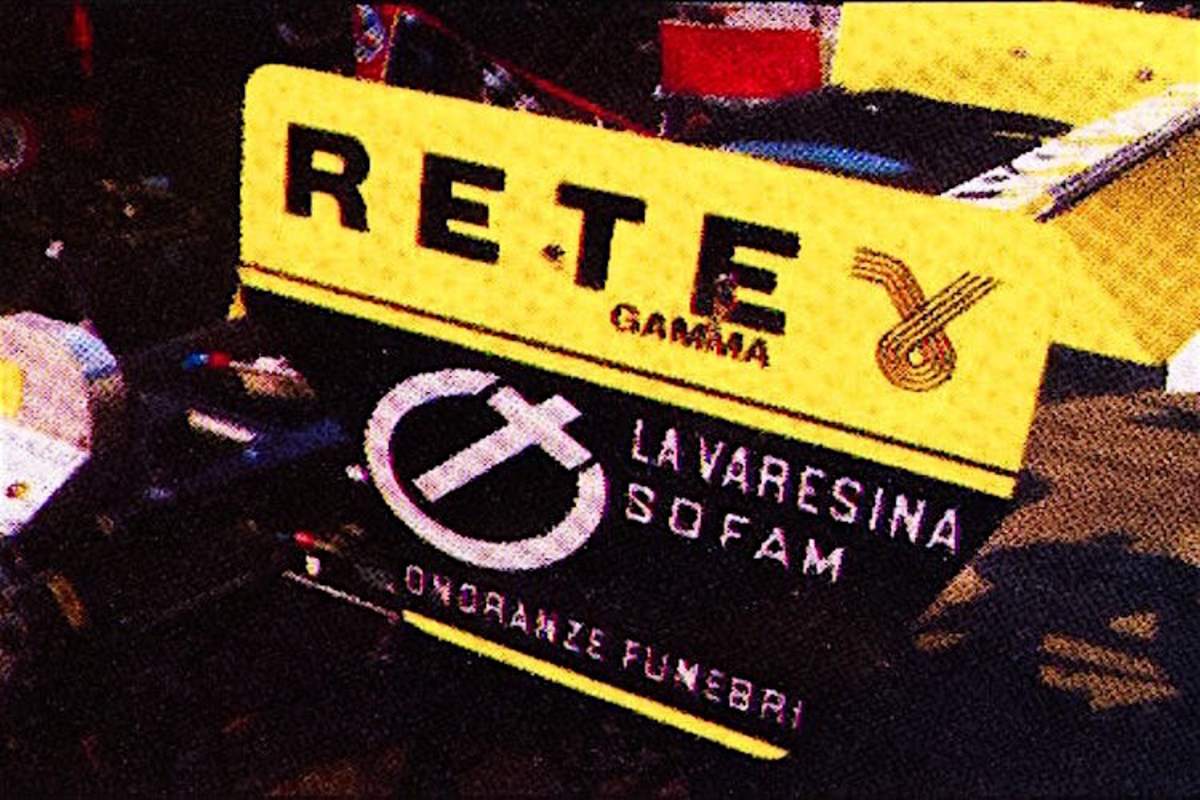 Arturo Merzario fuhr 1979 mit Werbung für ein Bestattungsunternehmen