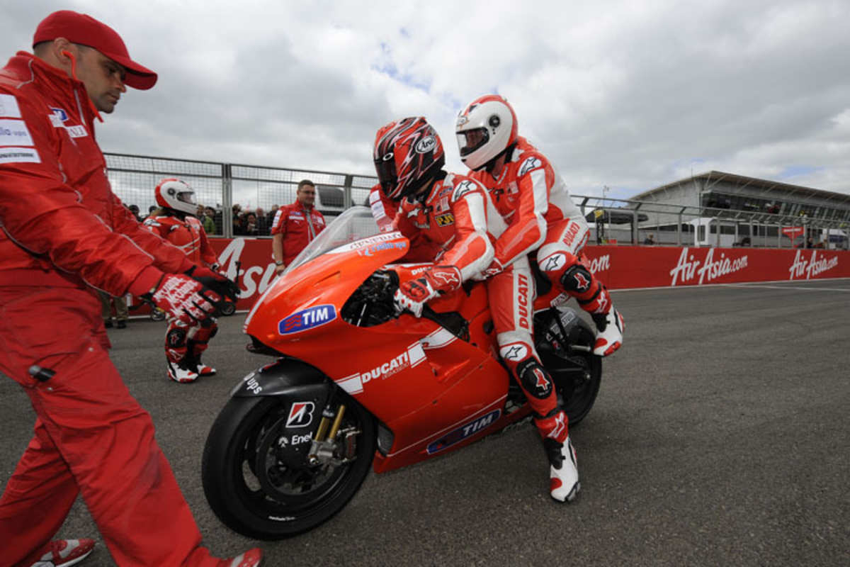 Mit Schauspieler Matt Le Blanc 2010 in Silverstone