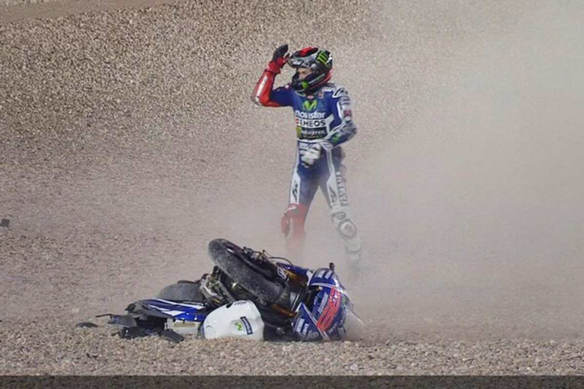 Saisonstart in Katar: Einer von zwei Stürzen von Jorge Lorenzo