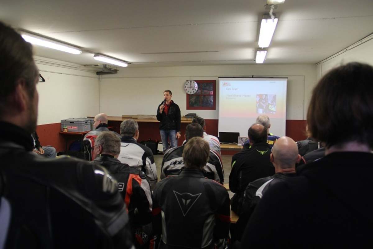 Inhaber Nico Pouchon gibt sein Wissen in den Workshops weiter 