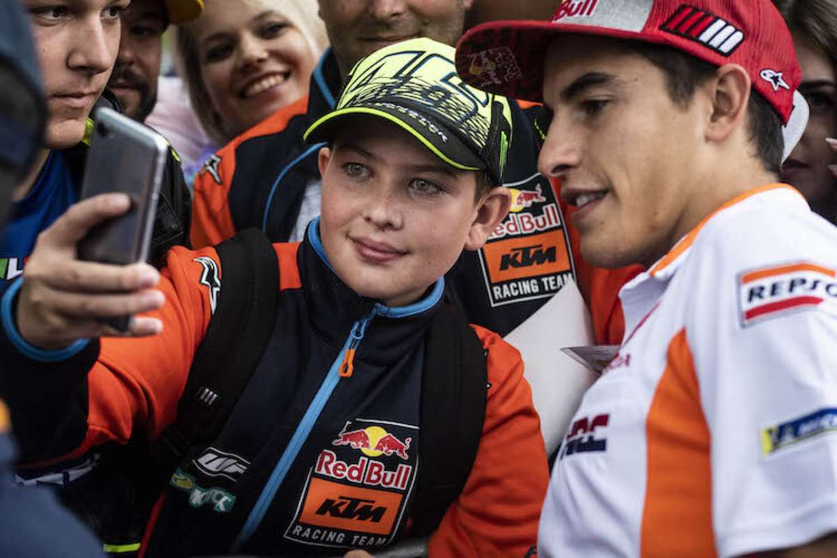 Die Fans können WM-Leader Marc Márquez hautnah erleben