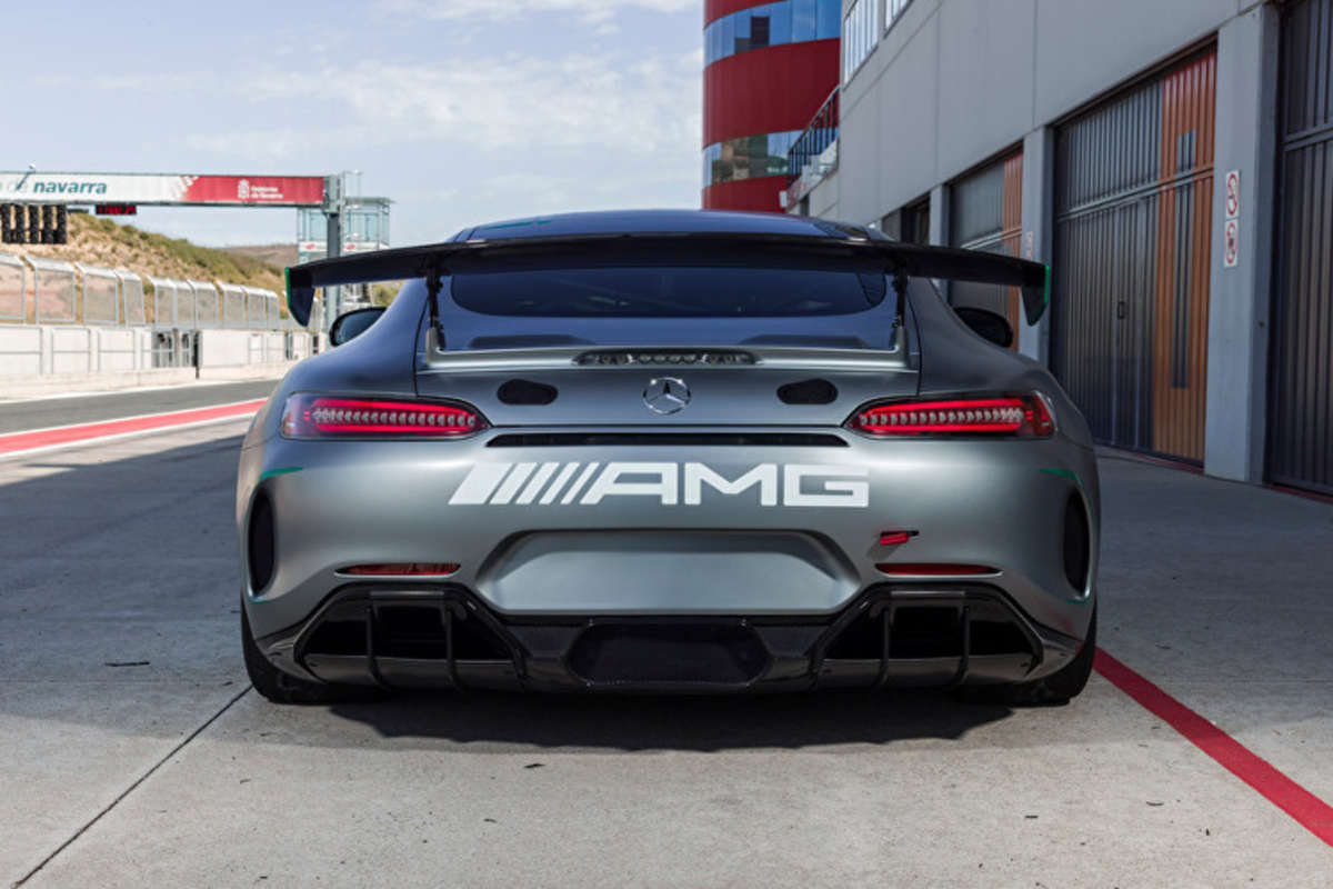 Der Mercedes-AMG GT4 von hinten