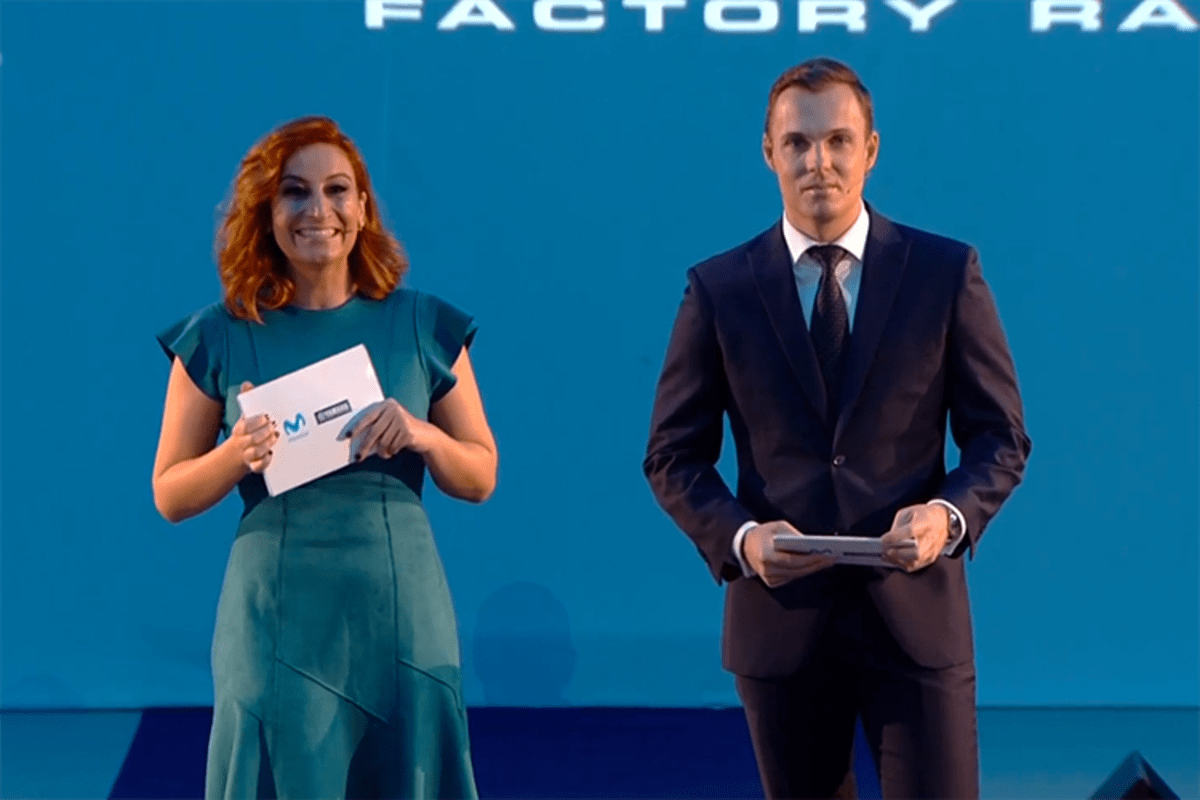 Die Moderatoren der Präsentation Izaskun Ruiz und Dylan Gray