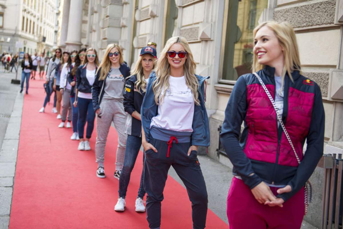 Die schönen Formula Unas durften natürlich nicht fehlen