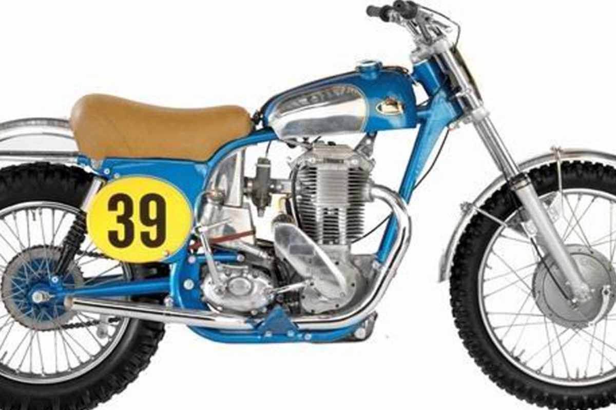 Viertakt-Monarc von 1959, aus der Frühzeit der Motocross-Viertakter, mit der Sten Lundin Weltmeister wurde