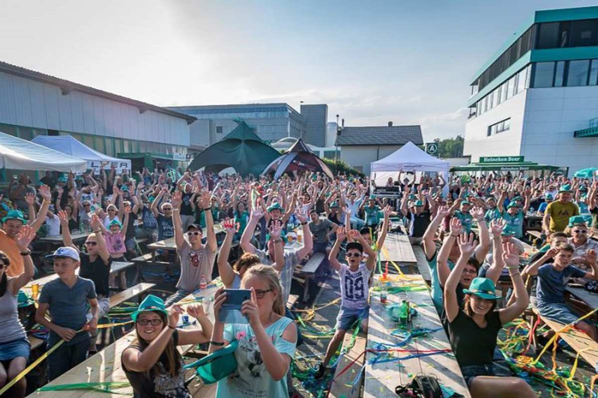 Das Publikum ging voll mit an den Livekonzerten auf der Bühne