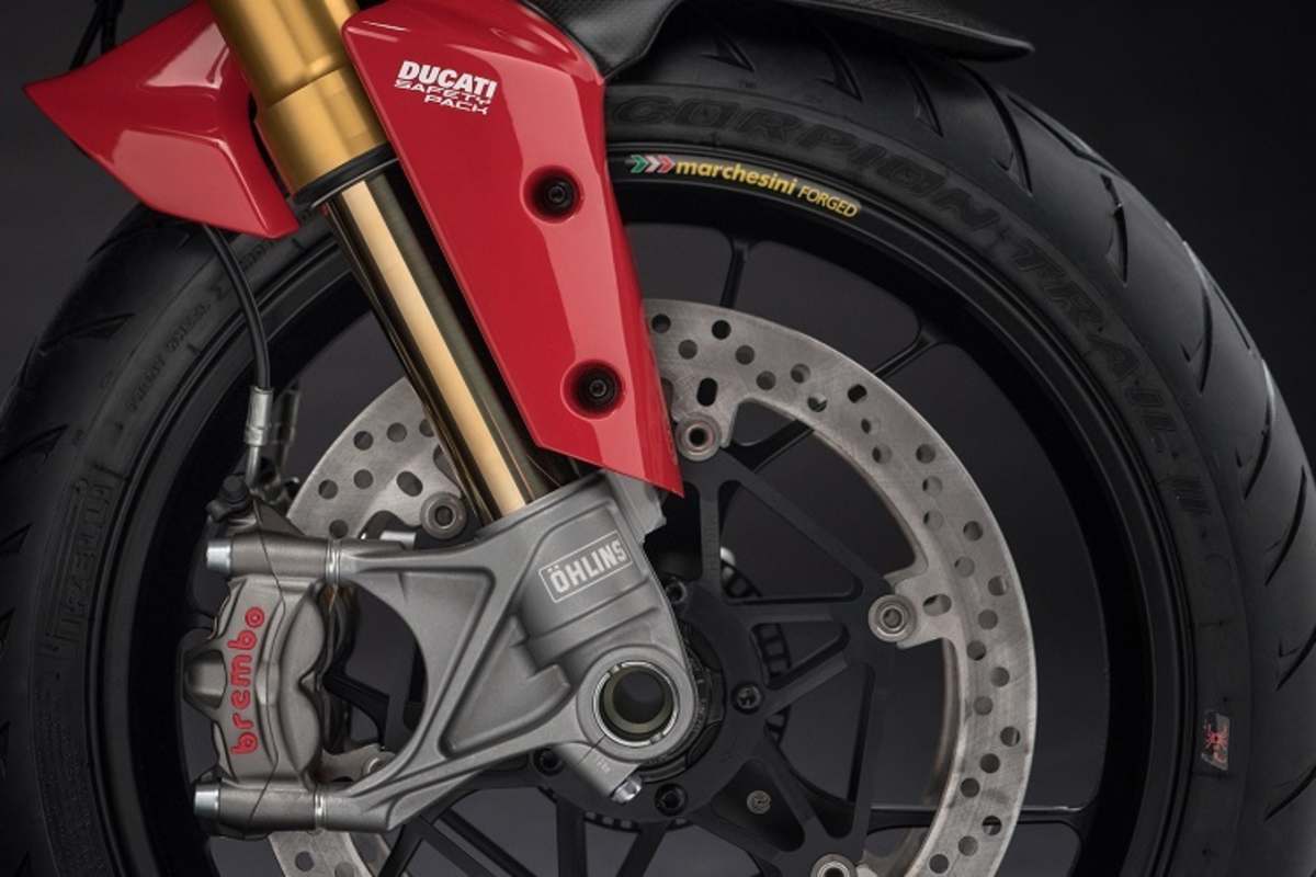 Öhlins-Gabel und Schmiederäder an der Pikes Peak