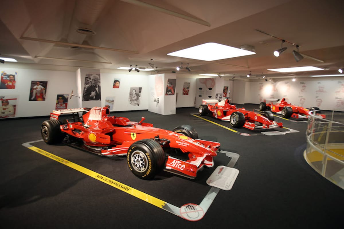 Die Rennwagen von Michael Schumacher sind fester Bestandteil