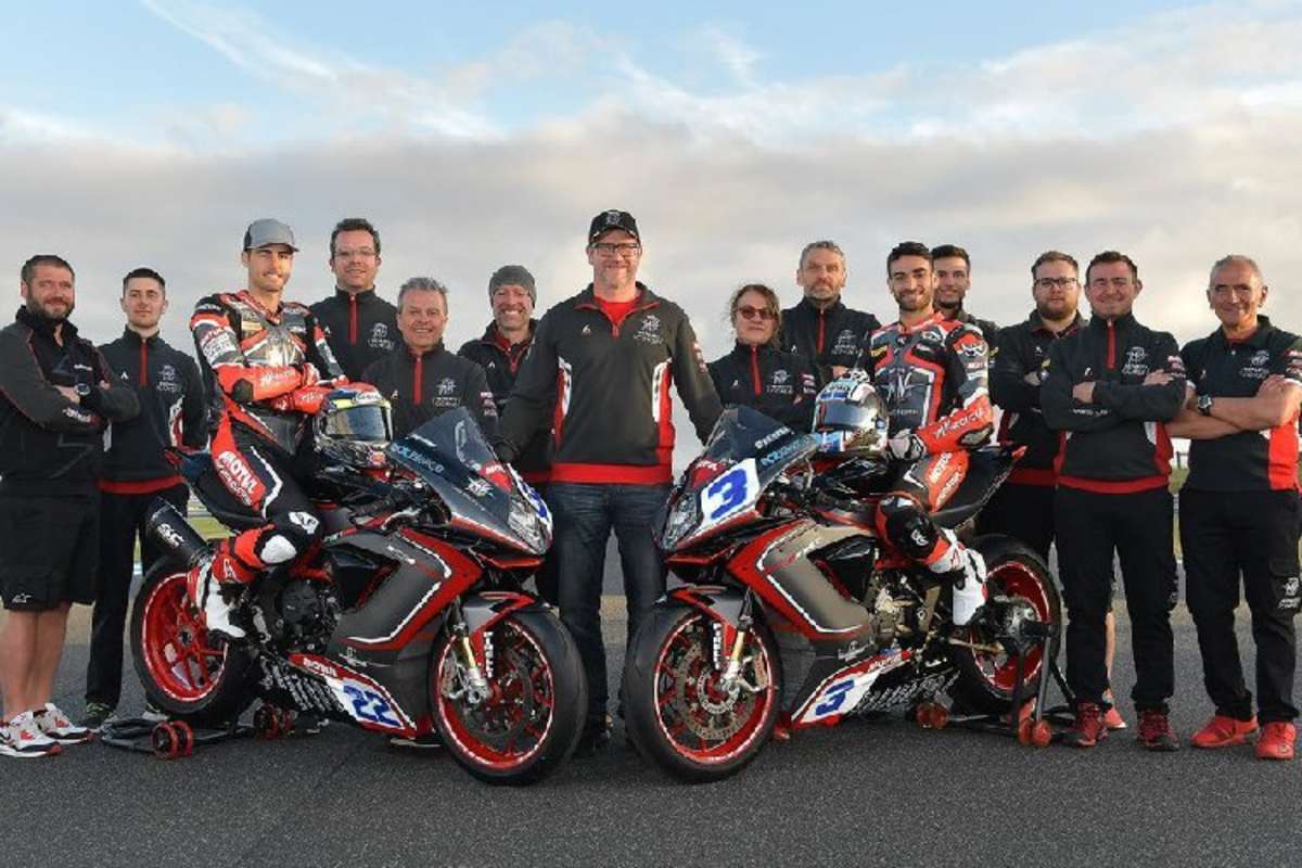 Teamchef Andrea Quandranti (mitte) bewies guten Geschmack