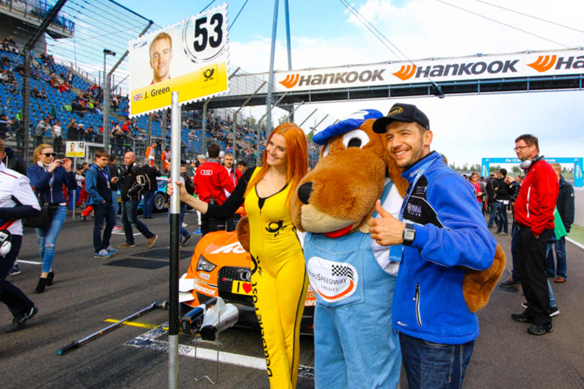 Neukirchner als IDM Botschafter bei der DTM Startaufstellung