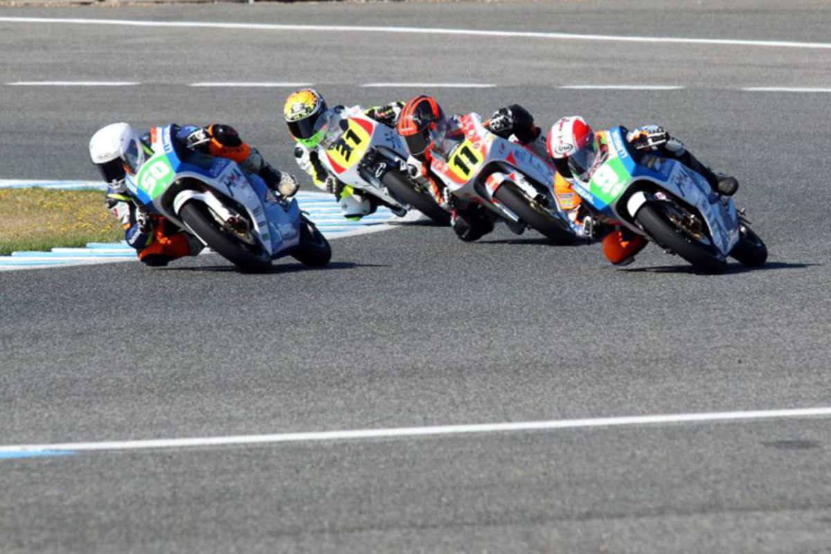 Nicolas Czyba mitten unter seinen Konkurrenten